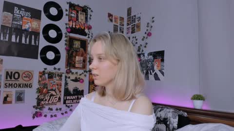 lina online show from January 2025 08:42:01 PM