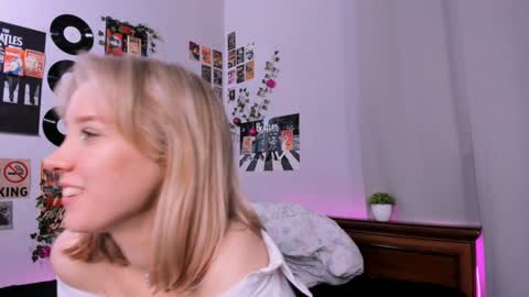 lina online show from February 2025 02:58:01 AM