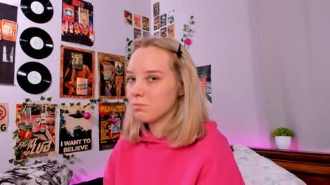 lina online show from February 2025 09:10:01 PM