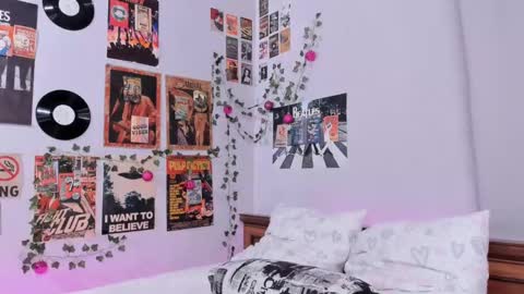 lina online show from February 2025 08:38:02 PM