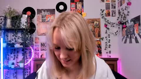 lina online show from March 2025 11:38:02 PM