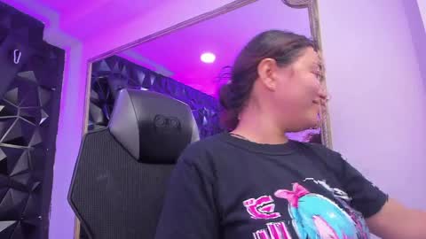 Darling online show from April 2026 01:23:02 PM