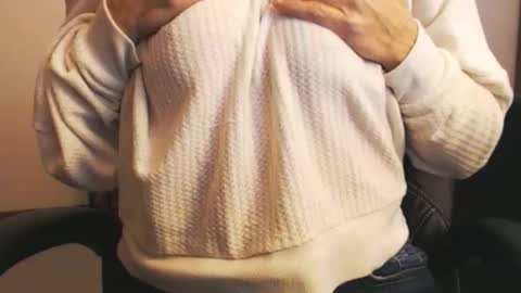 Snapshot of darlingd77 chatting on December 2024 01:28:01 PM DarlingD online show from December 2024 01:28:01 PM