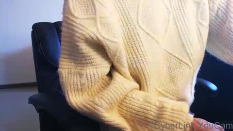 Snapshot of darlingd77 chatting on January 2025 02:14:01 PM DarlingD online show from January 2025 02:14:01 PM