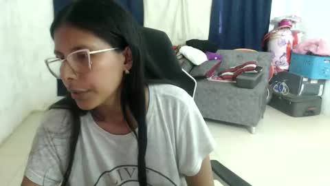 Snapshot of darsha_1 chatting on May 2026 06:48:02 PM Darsha online show from May 2026 06:48:02 PM