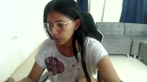 Snapshot of darsha_1 chatting on June 2026 01:33:01 PM Darsha online show from June 2026 01:33:01 PM