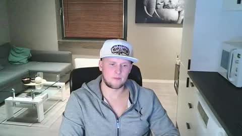 Dario online show from November 2025 05:57:01 PM