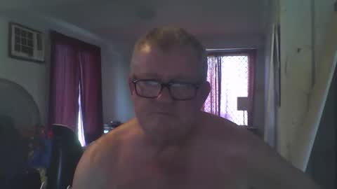 Snapshot of darwincock chatting on December 2024 02:01:02 AM darwincock online show from December 2024 02:01:02 AM