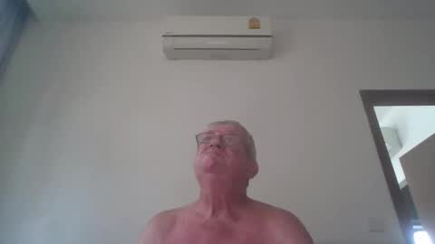 Snapshot of darwincock chatting on March 2026 01:50:01 AM darwincock online show from March 2026 01:50:01 AM