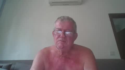 Snapshot of darwincock chatting on April 2026 01:25:01 AM darwincock online show from April 2026 01:25:01 AM