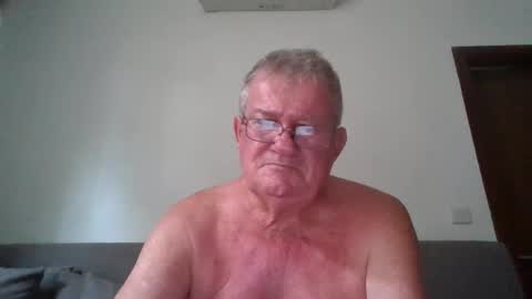 darwincock online show from May 2026 02:18:01 AM