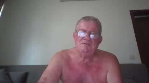 darwincock online show from May 2026 01:45:01 AM