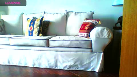 Daryo Franco online show from December 2024 01:00:01 PM