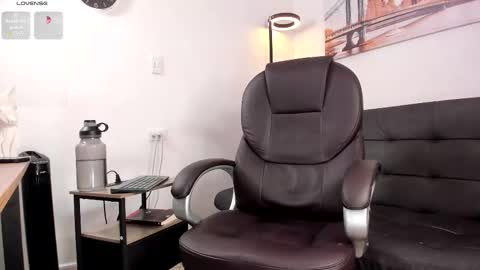 Dash online show from November 2025 12:02:02 PM