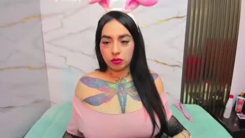 Snapshot of dashamiller_ chatting on November 2025 12:40:01 PM dashamiller_ online show from November 2025 12:40:01 PM