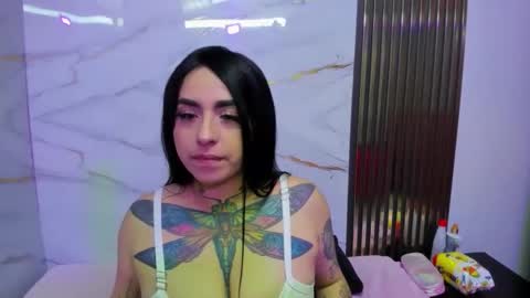 Snapshot of dashamiller_ chatting on December 2025 12:42:02 PM dashamiller_ online show from December 2025 12:42:02 PM