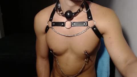 Snapshot of dave02_ chatting on March 2025 07:28:02 PM David online show from March 2025 07:28:02 PM