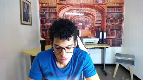 Snapshot of dave_20cm_ chatting on January 2025 11:08:01 PM dave_20cm_ online show from January 2025 11:08:01 PM