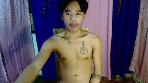 Snapshot of dave_boyyy chatting on October 2025 10:35:01 AM dave_boyyy online show from October 2025 10:35:01 AM