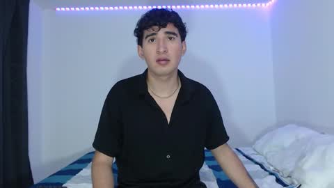 Snapshot of dave_hot1 chatting on December 2025 04:51:01 AM David online show from December 2025 04:51:01 AM