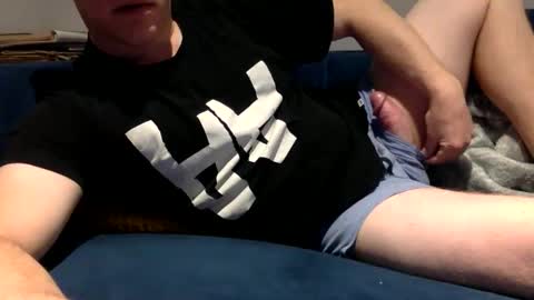 Snapshot of daveb709709709 chatting on December 2025 03:00:02 AM daveb709709709 online show from December 2025 03:00:02 AM