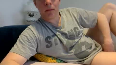 Snapshot of daveb709709709 chatting on April 2026 08:28:02 PM daveb709709709 online show from April 2026 08:28:02 PM