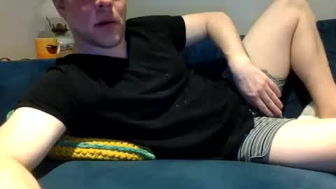 Snapshot of daveb709709709 chatting on April 2026 02:06:01 AM daveb709709709 online show from April 2026 02:06:01 AM