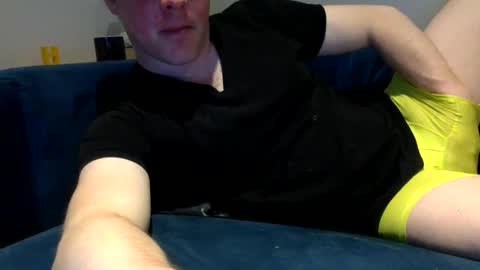 daveb709709709 online show from May 2026 02:40:02 AM