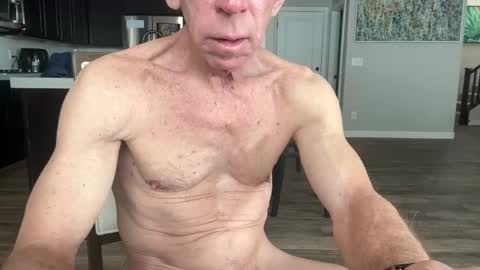 Snapshot of davepilotman205131 chatting on January 2025 05:15:01 PM davepilotman205131 online show from January 2025 05:15:01 PM