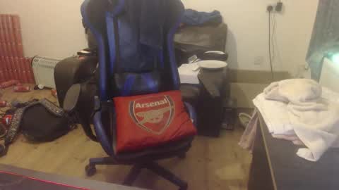 dave online show from November 2025 02:02:02 AM