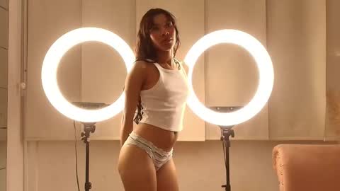 Snapshot of daviana_hill chatting on December 2025 11:52:02 AM daviana_hill online show from December 2025 11:52:02 AM