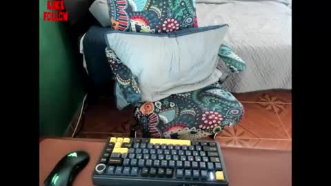 Snapshot of david_2789 chatting on April 2026 07:33:02 PM David online show from April 2026 07:33:02 PM