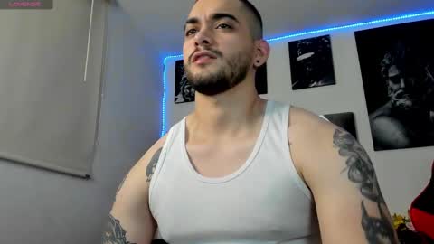 Snapshot of david_franco1 chatting on February 2025 08:04:02 PM Twitter davidsanctum online show from February 2025 08:04:02 PM