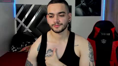 Snapshot of david_franco1 chatting on February 2025 08:14:02 PM Twitter davidsanctum online show from February 2025 08:14:02 PM