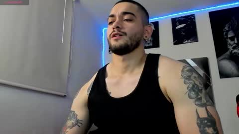 Snapshot of david_franco1 chatting on February 2025 09:03:02 PM Twitter davidsanctum online show from February 2025 09:03:02 PM