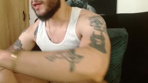 Snapshot of david_franco1 chatting on November 2025 10:32:02 PM Twitter davidsanctum online show from November 2025 10:32:02 PM