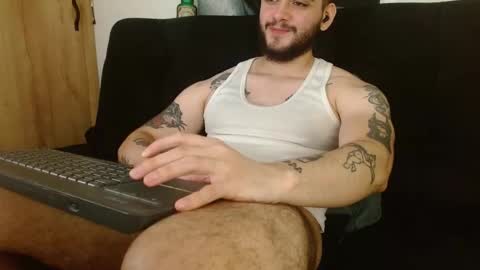 Snapshot of david_franco1 chatting on November 2025 11:40:02 PM Twitter davidsanctum online show from November 2025 11:40:02 PM