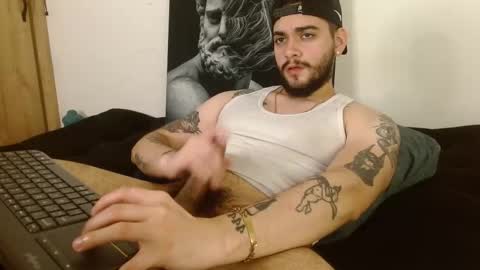 Snapshot of david_franco1 chatting on January 2026 06:40:01 AM Twitter davidsanctum online show from January 2026 06:40:01 AM