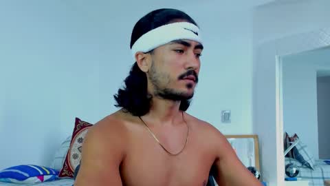 Hey im David that loves to explore and speak their fantasies. Very open talktative and nice. Feel free to chat with me online show from October 2025 09:26:01 PM