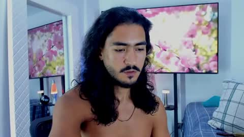 Hey im David that loves to explore and speak their fantasies. Very open talktative and nice. Feel free to chat with me online show from June 2026 10:20:01 AM