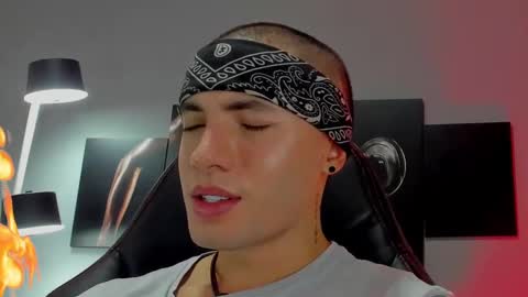 David Jons online show from February 2025 12:53:02 AM