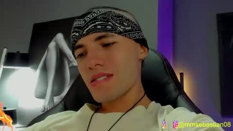 David Jons online show from July 2026 02:07:01 AM