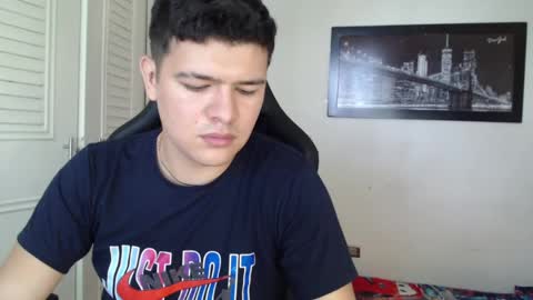 Snapshot of david_smit_ chatting on December 2024 03:26:01 PM david smit online show from December 2024 03:26:01 PM