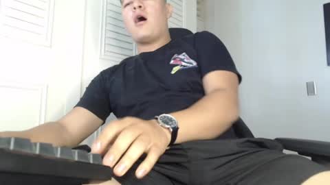 Snapshot of david_smit_ chatting on January 2025 03:54:01 PM david smit online show from January 2025 03:54:01 PM