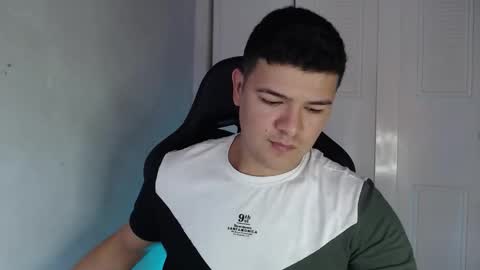 Snapshot of david_smit_ chatting on September 2025 03:50:02 PM david smit online show from September 2025 03:50:02 PM