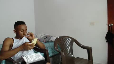 Snapshot of davidberrocal chatting on November 2025 10:08:01 PM DavidSexxx777 online show from November 2025 10:08:01 PM