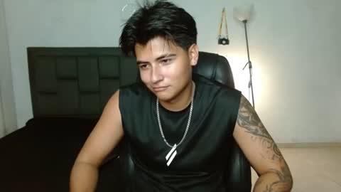 Snapshot of davidbless chatting on June 2026 01:05:01 AM David Bless online show from June 2026 01:05:01 AM