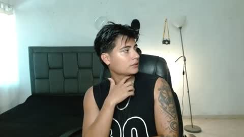Snapshot of davidbless chatting on June 2026 06:39:02 PM David Bless online show from June 2026 06:39:02 PM