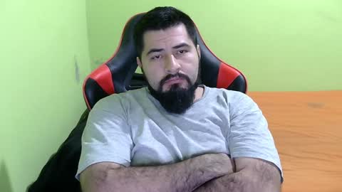 Snapshot of daviddelz chatting on December 2024 07:33:02 AM David online show from December 2024 07:33:02 AM