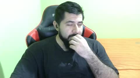 Snapshot of daviddelz chatting on February 2025 05:38:01 AM David online show from February 2025 05:38:01 AM